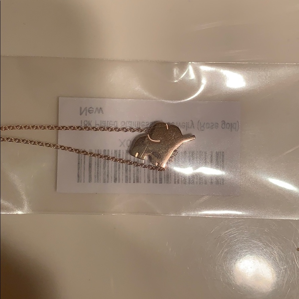 ❤️💗rose gold elephant necklace